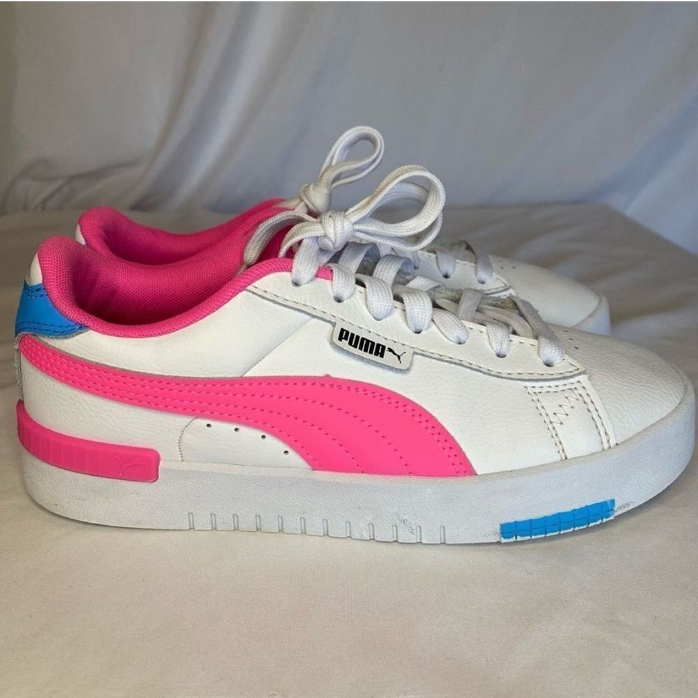 Puma Jada SC Tennis shoe